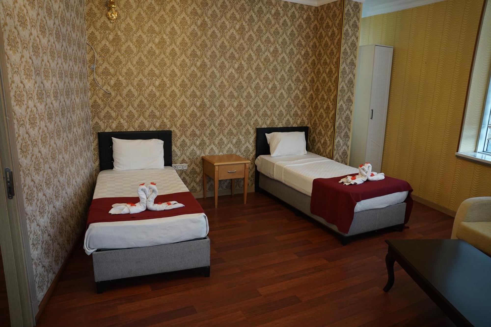 Safir Hotels Silivri Bagian luar foto