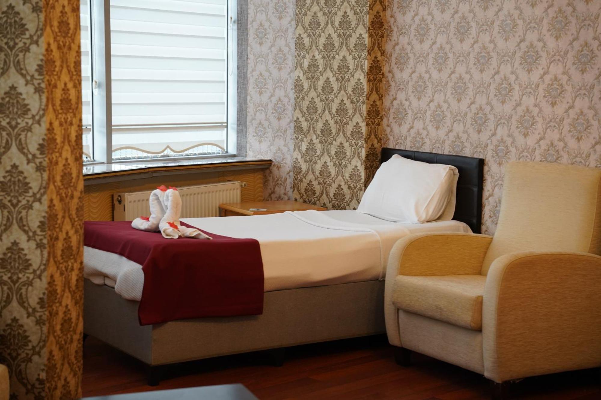 Safir Hotels Silivri Bagian luar foto