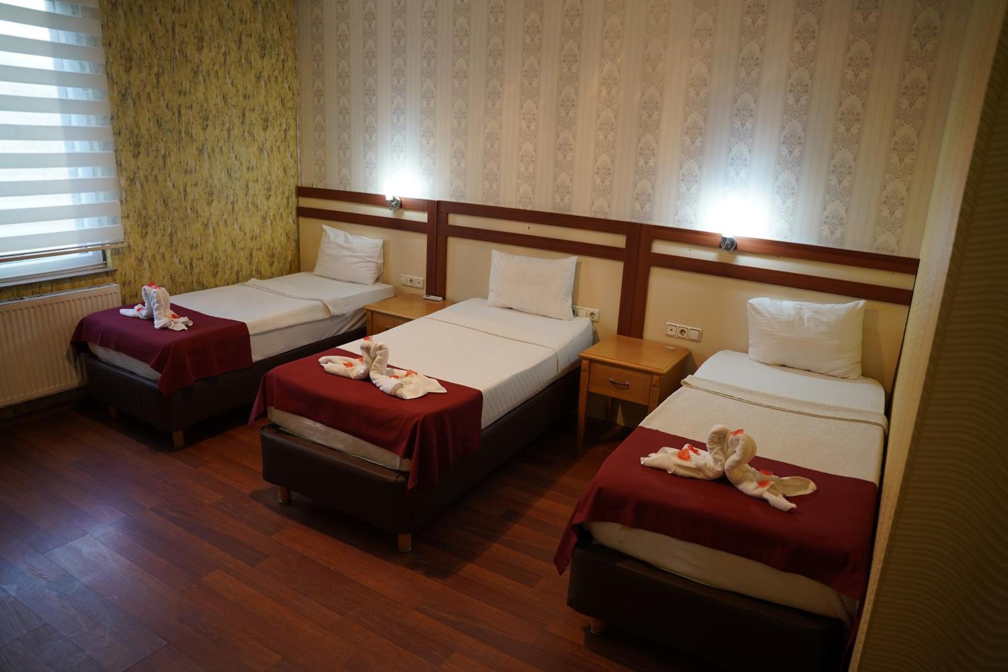Safir Hotels Silivri Bagian luar foto